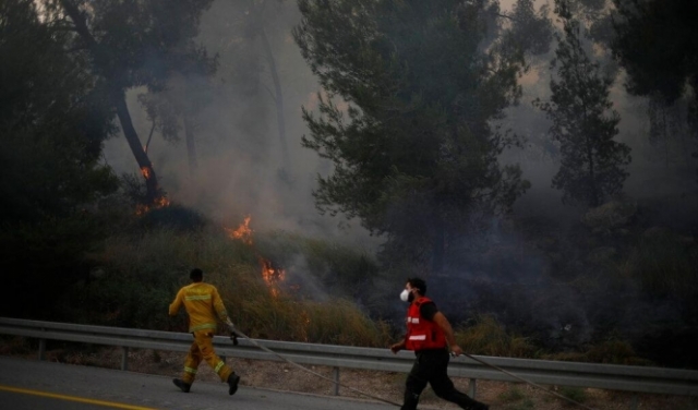 مساعدات لإسرائيل لإخماد الحرائق.. من مصر والسلطة الفلسطينية أيضًا