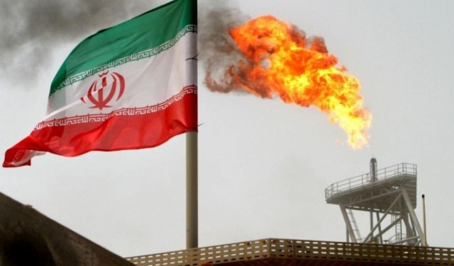 هبوط حاد بصادرات النفط الإيرانية 