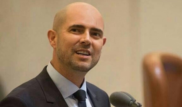 تعيين أمير أوحانا وزيرًا للقضاء الإسرائيلي خلفًا لشاكيد
