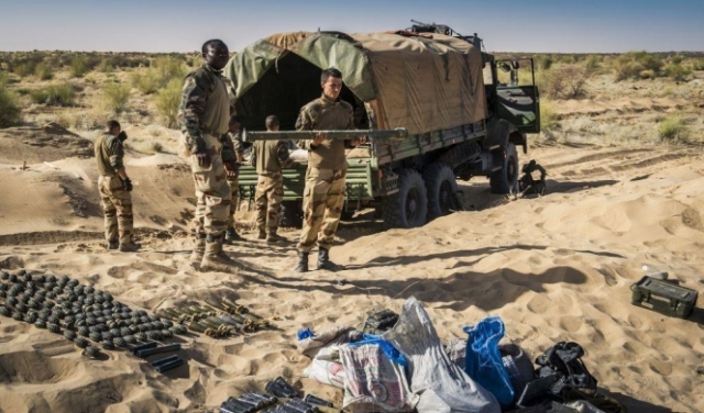 الجيش الفرنسي يقتل 20 مسلحا في مالي