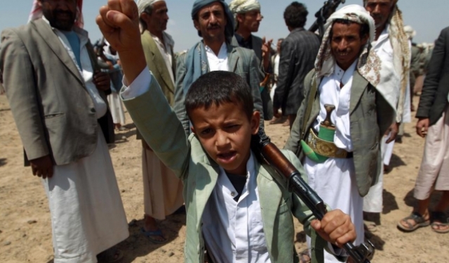 السعودية تُجند الأطفال للحرب في اليمن وبموبيو يتستر
