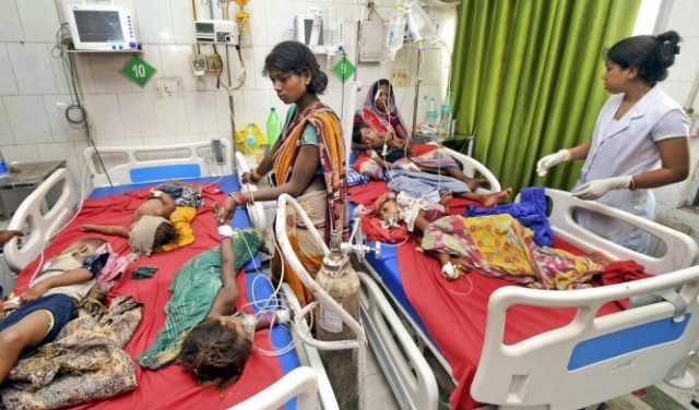 وفاة 152 طفلا بالهند بسبب مرض التهاب الدماغ