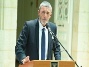 وزير التعليم يدرس فرض رفع العلم الإسرائيلي في المدارس العربية