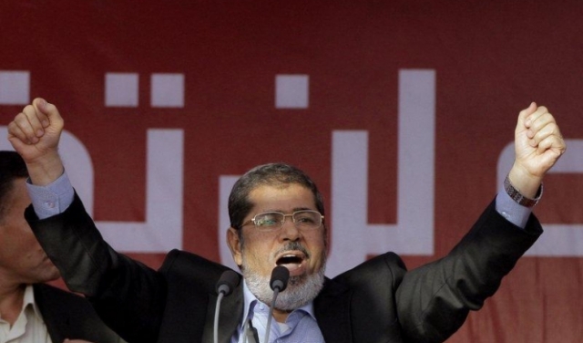 السلطات المصرية هددت مرسي قبل أيام من وفاته