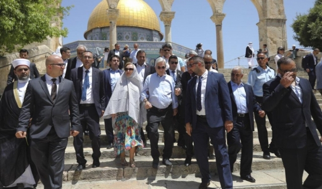 الرئيس التشيلي يزور الأقصى وإسرائيل 