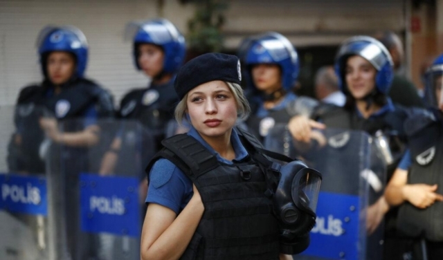 اعتقال ثلاث فرنسيات بتركيا يشتبه بارتباطهن بـ