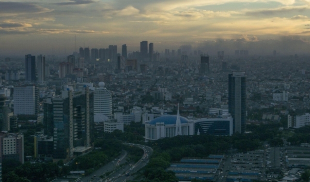 دعوى قضائية على الرئيس الإندونيسي بسبب مستويات تلوّث الهواء