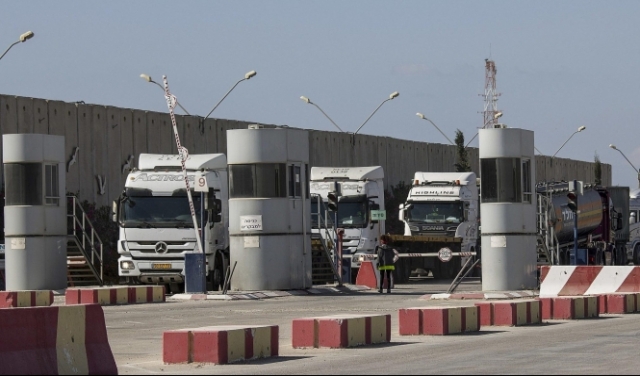 غزة: تسهيلات تجارية للاحتلال ومباحثات لمنطقة صناعية