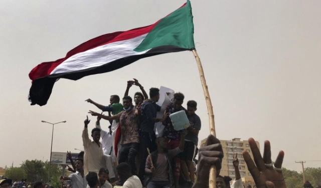 السودان: اجتماع سري بحضور  أميركي بريطاني قاد للاتفاق