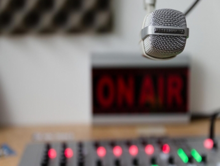 "راديو الروح": إذاعة محلية جديدة فائزة بعطاء السلطة الثانية