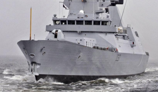 بريطانيا ترسل سفينة حربية ثالثة إلى الخليج