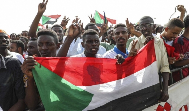 المعارضة السودانية تجتمع بالفصائل المسلحة بمشاركة الوسيط الأفريقي