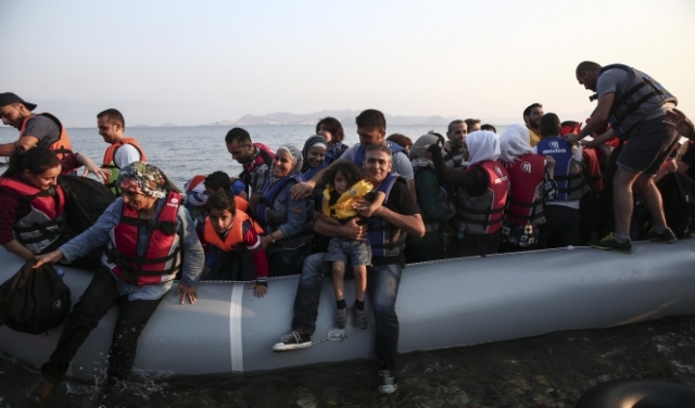 اليونان: زيادة بـ30% بأعداد المهاجرين واللاجئين القادمين من تركيا