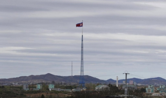 كوريا الشمالية تحتجز سفينة صيد روسية  