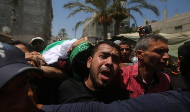غزة: تشييع جثمان الشهيد القرّا