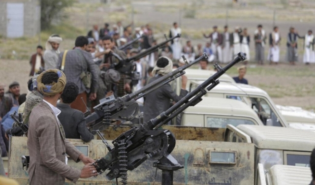 هجوم ثلاثي للحوثيين على مطارين وقاعدة جوية بالسعودية