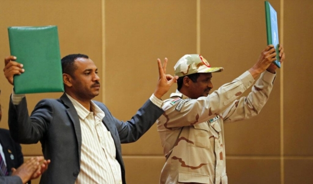 السودانيون ملتزمون بعملية الانتقال إلى الحكم المدني 