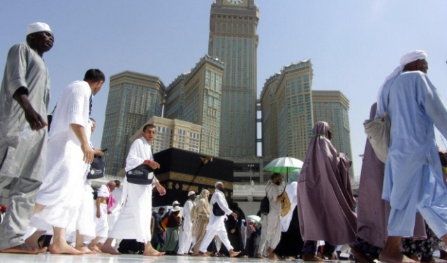 مكة: الحج تعبد وتسوق 