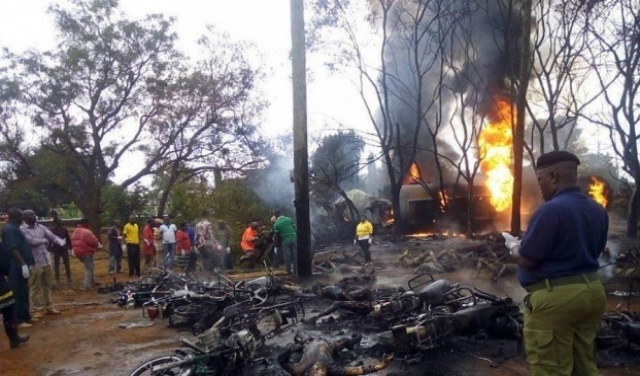 تنزانيا: مصرع 60 شخصا حرقا في انفجار صهريج وقود