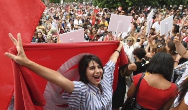 60 مُرشّحًا خارج السباق الرئاسي بتونس... قبل أن يبدأ