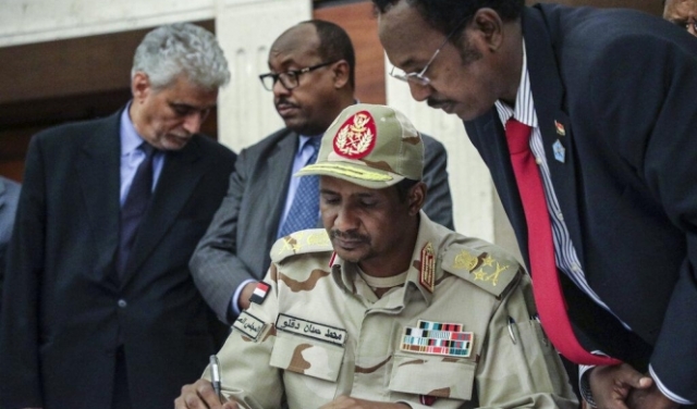 السودان: نقابات تعدّ رفض 
