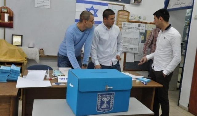لجنة الانتخابات المركزيّة تحظر إدخال كاميرات إلى مراكز الاقتراع