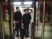 هونغ كونغ: متظاهرون يحاولون تعطيل القطارات ويدعون للإضراب
