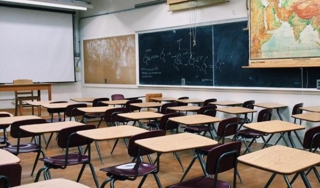 نقابة المعلمين تعلن عن تعليق الإضراب في المدارس فوق الابتدائية