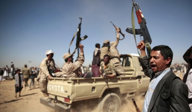 استهداف مطار نجران بصاروخ باليستي أطلقه الحوثيون