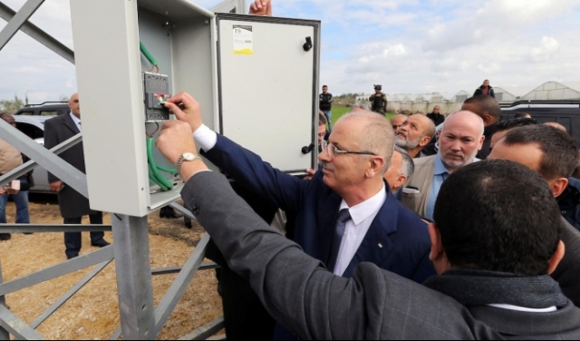 الاحتلال يخطّط لقطع الكهرباء عن مناطق في الضفة الغربية