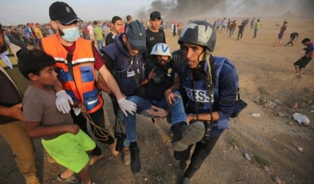 غزة: إصابة 45 مسعفًا و30 صحافيًا برصاص الاحتلال بنصف عام