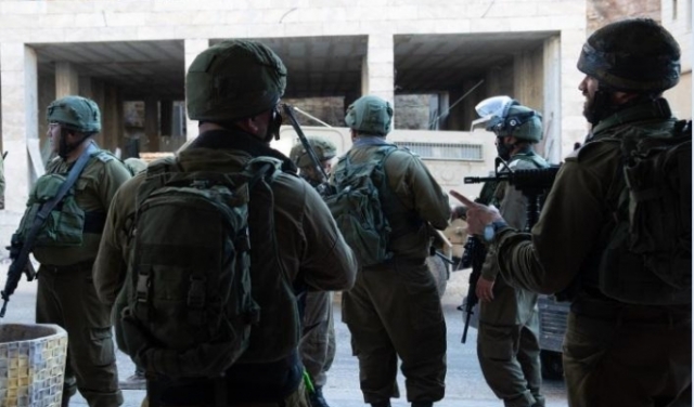 اعتقال 22 فلسطينيا بالضفة والعيسوية