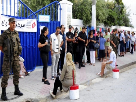 تونس: تأهل القروي وسعيد للجولة الثانية بالانتخابات الرئاسية