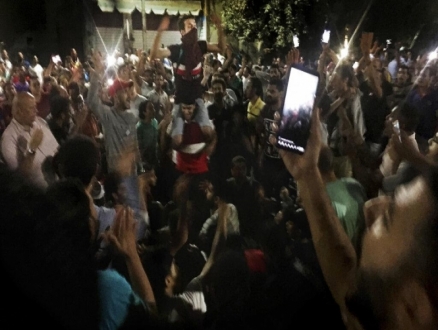 تعزيزات أمنية في القاهرة ودعوات لمليونيّة الجمعة