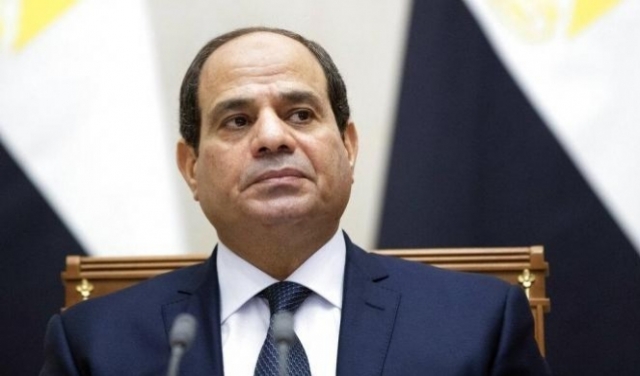 القاهرة: إحالة موظفين بمؤسسة الرئاسة لمحاكمة عاجلة لاشتباهٍ بالفساد