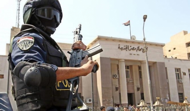 النظام المصري يلاحق المعارضين بالخارج باستخدام الإنتربول