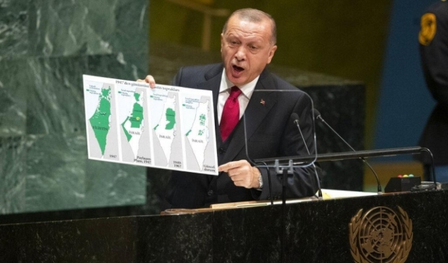إردوغان يهاجم إسرائيل ويدعو الأمم المتحدة لتطبق قراراتها المتعلقة