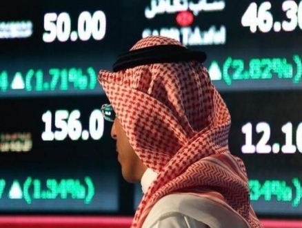 السعودية: انخفاض قيمة الصادرات تُقلّص فائض التجارة