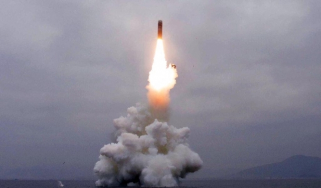 قبل المحادثات مع واشنطن: كوريا الشمالية اختبرت بنجاح صاروخا بالستيا
