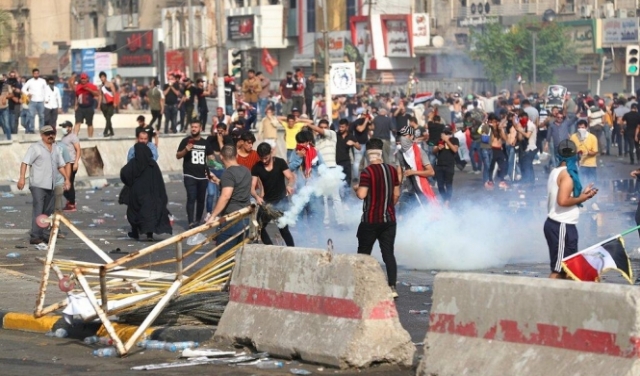 فرض حظر التجول في بغداد بعد مقتل 9 متظاهرين