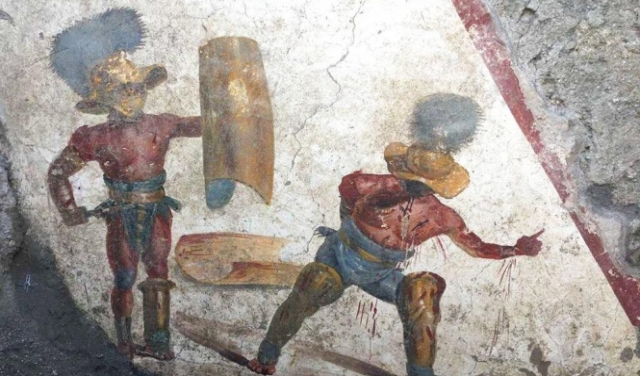 اكتشاف جدارية أثرية في حانة بومبي التاريخية 