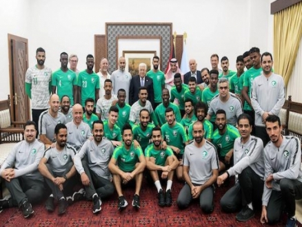 المنتخب السعوديّ يصل الضفة المحتلّة والشّبكة تتفاعَل