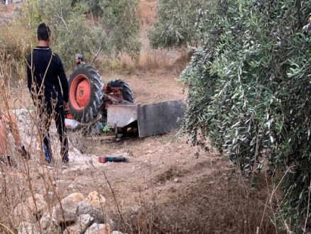 الطيبة: مصرع شخص إثر انقلاب جراره