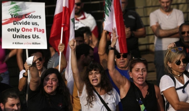 الانتفاضة اللبنانية تتواصل لليوم العاشر
