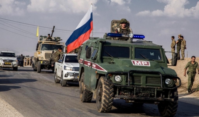 سورية: بدء تسيير الدوريات التركية الروسية المشتركة والنظام  ينسحب من تل تمر