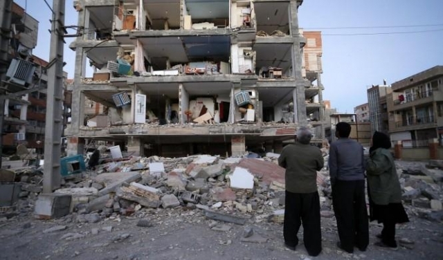 إيران: مصرع 5 آشخاص وإصابة 120 في زلزال