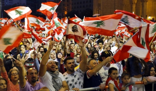 تأجيل جلسة البرلمان: اللبنانيون يصعدون وموظفو المصارف يعلنون الإضراب