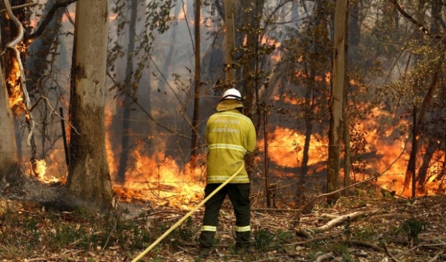 أستراليا: الحرائق تتسع وتهدد السكان رغم محاولات السيطرة عليها