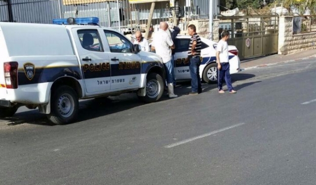 إصابتان بالرصاص في سطو على محل صرافة بمنطقة الناصرة