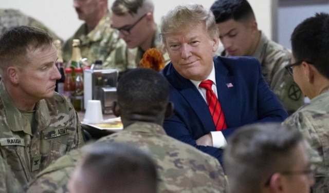 بشكلٍ مفاجئ: ترامب يزور القوات الأميركيّة في أفغانستان
